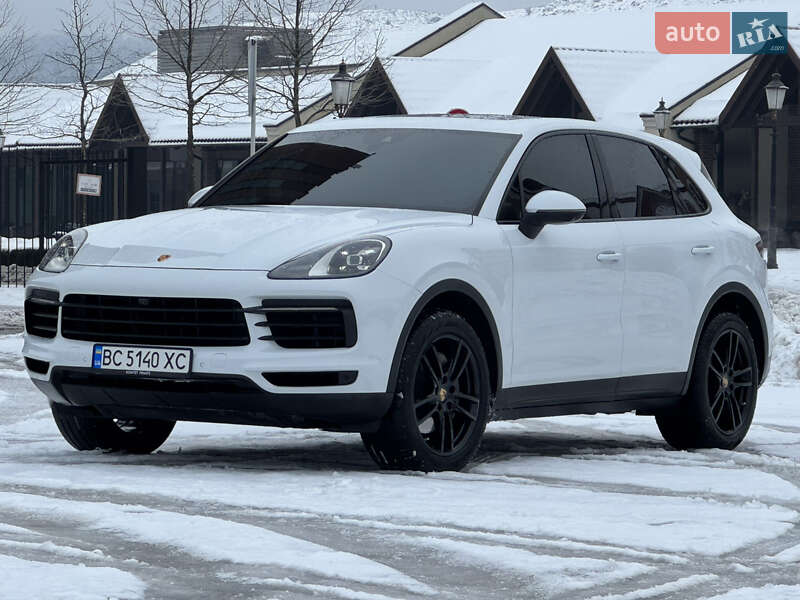 Внедорожник / Кроссовер Porsche Cayenne 2018 в Киеве