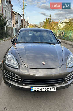 Внедорожник / Кроссовер Porsche Cayenne 2014 в Львове