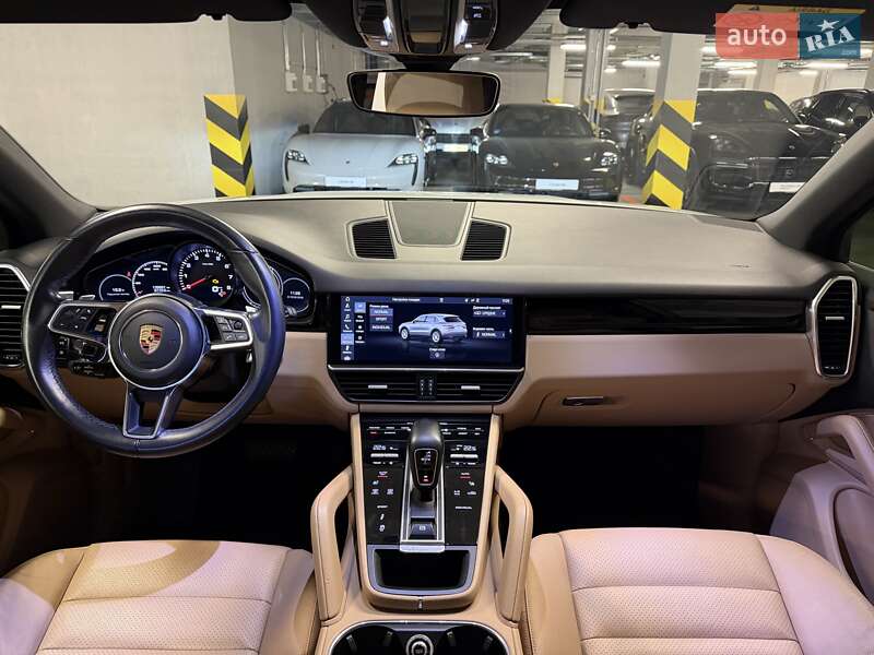 Внедорожник / Кроссовер Porsche Cayenne 2019 в Киеве