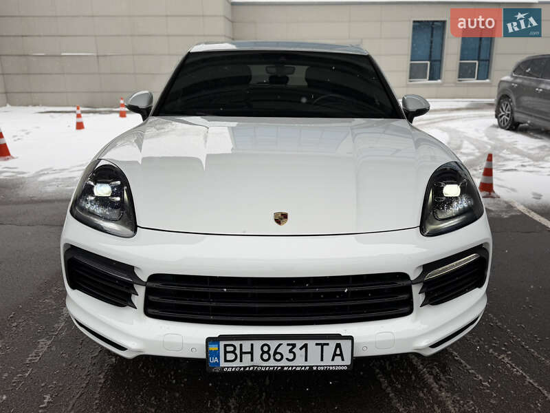 Внедорожник / Кроссовер Porsche Cayenne 2018 в Киеве