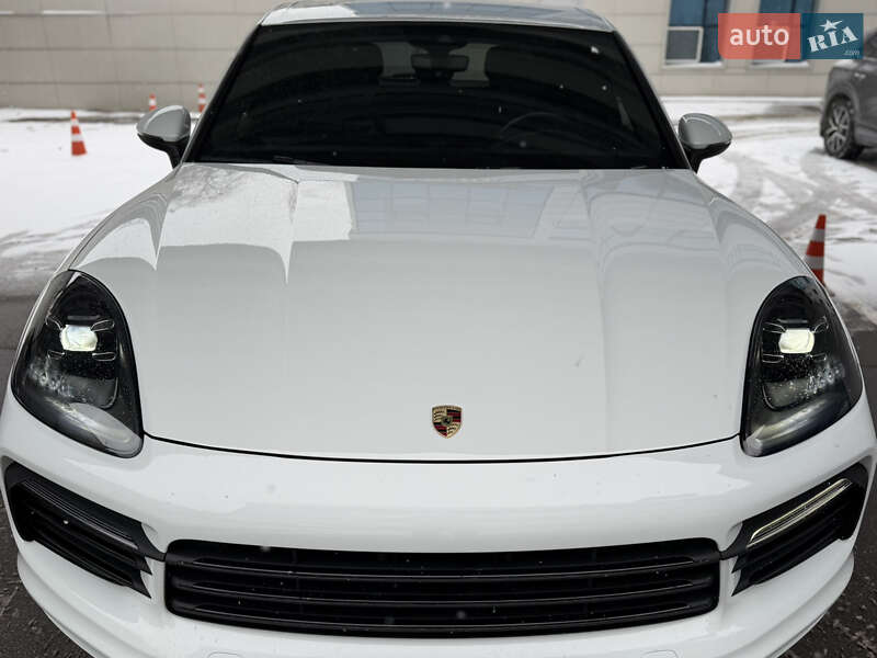 Внедорожник / Кроссовер Porsche Cayenne 2018 в Киеве