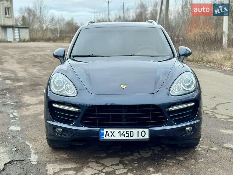 Внедорожник / Кроссовер Porsche Cayenne 2010 в Житомире