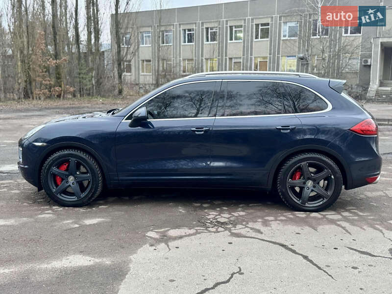 Внедорожник / Кроссовер Porsche Cayenne 2010 в Житомире
