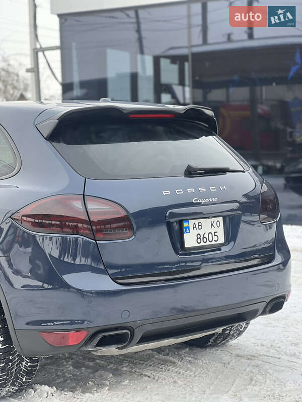 Внедорожник / Кроссовер Porsche Cayenne 2012 в Виннице