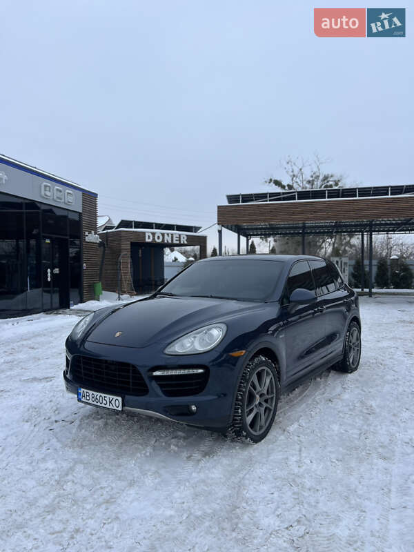 Внедорожник / Кроссовер Porsche Cayenne 2012 в Виннице
