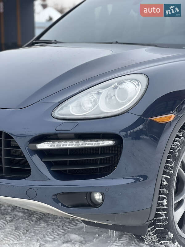 Внедорожник / Кроссовер Porsche Cayenne 2012 в Виннице
