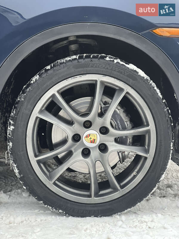 Внедорожник / Кроссовер Porsche Cayenne 2012 в Виннице
