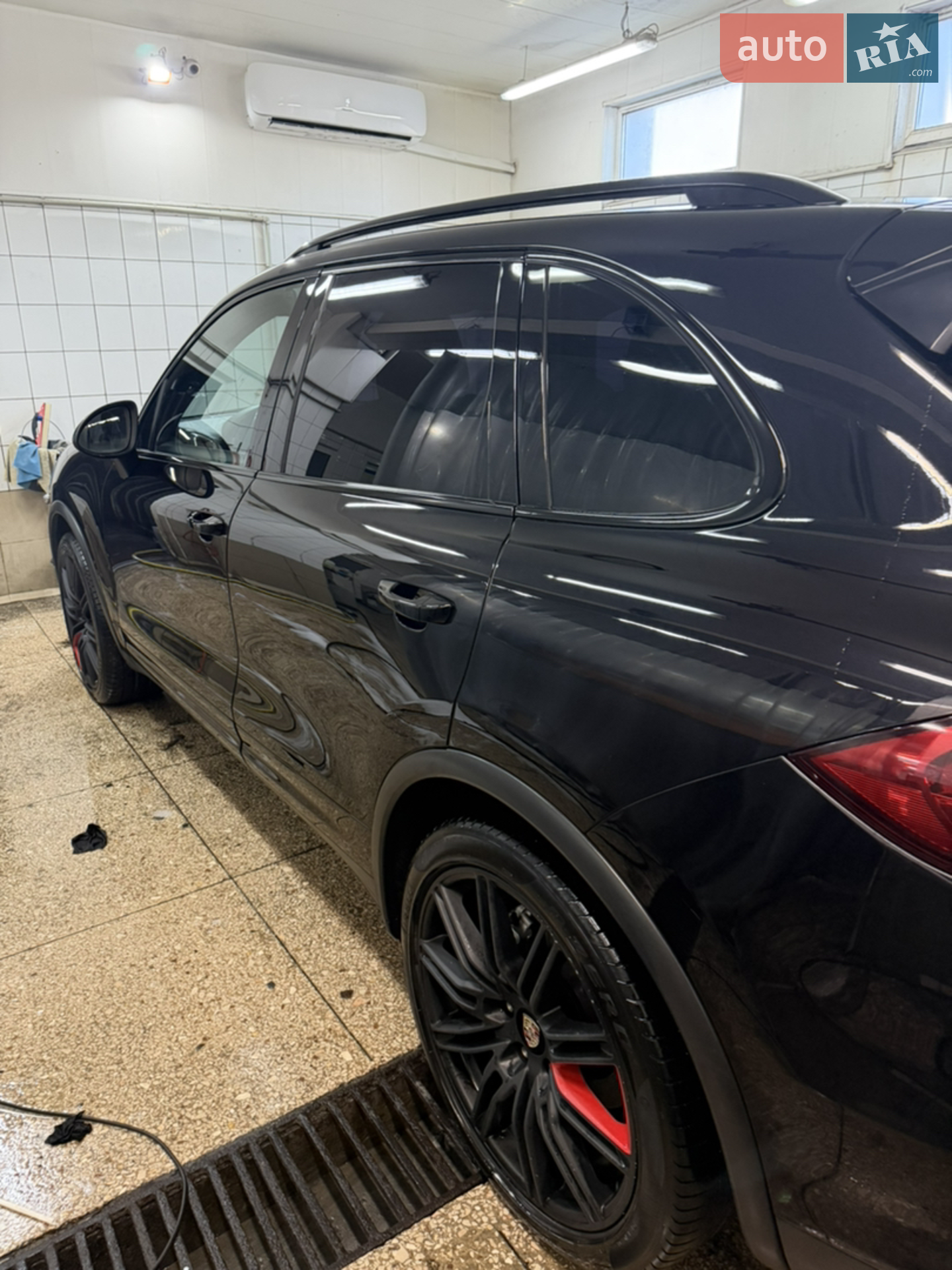 2010 Porsche Cayenne - мініатюра 11