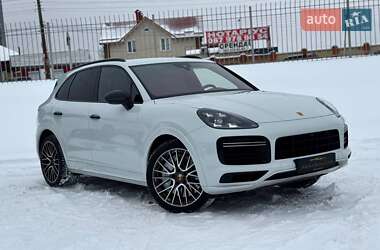Внедорожник / Кроссовер Porsche Cayenne 2018 в Киеве