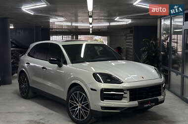 Внедорожник / Кроссовер Porsche Cayenne 2024 в Одессе