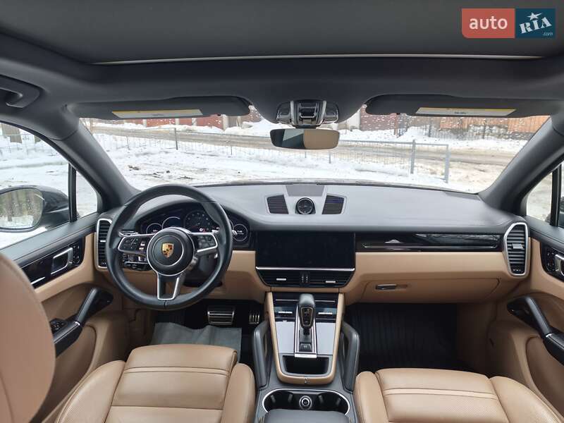 Внедорожник / Кроссовер Porsche Cayenne 2019 в Киеве фото 18 Внедорожник / Кроссовер Porsche Cayenne 2019 в Киеве