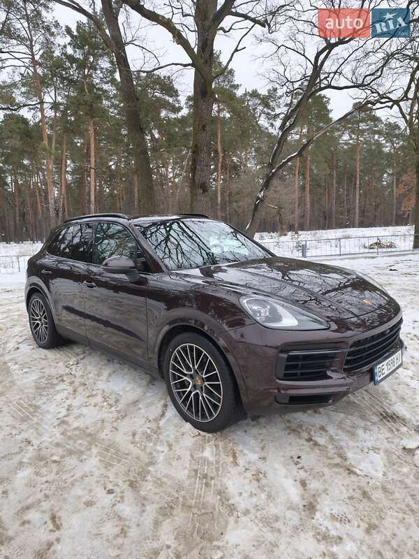 Внедорожник / Кроссовер Porsche Cayenne 2019 в Киеве фото 23 Внедорожник / Кроссовер Porsche Cayenne 2019 в Киеве