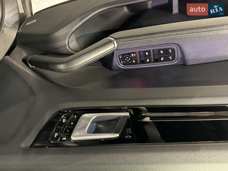 Внедорожник / Кроссовер Porsche Cayenne 2018 в Одессе