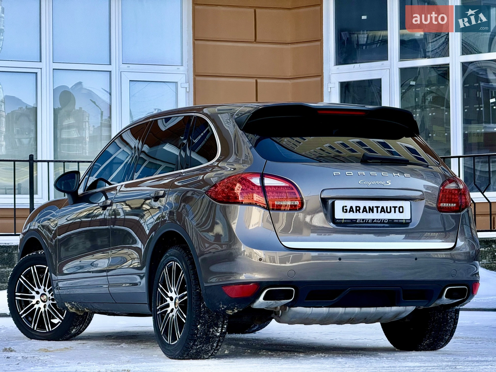 2011 Porsche Cayenne - мініатюра 36