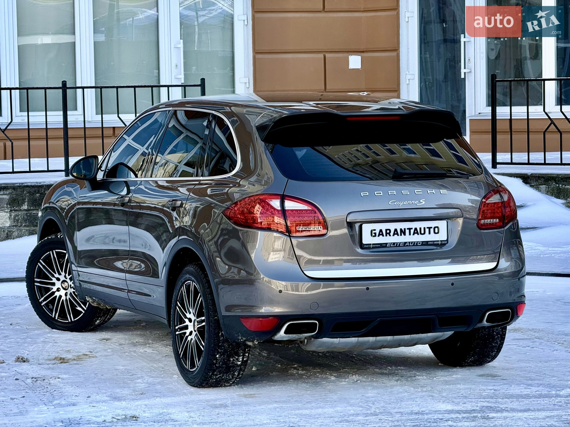 2011 Porsche Cayenne - мініатюра 42