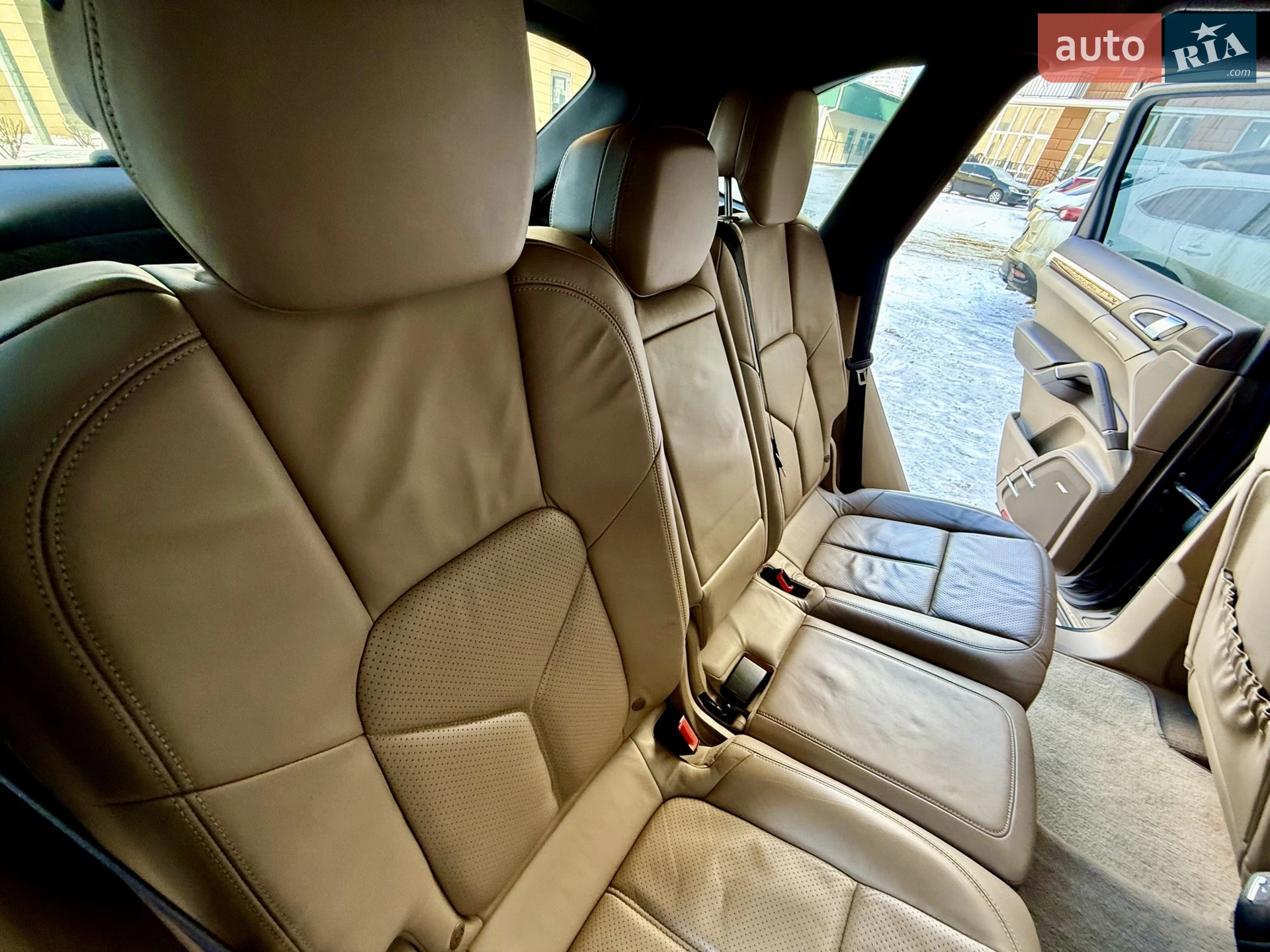 2011 Porsche Cayenne - мініатюра 57