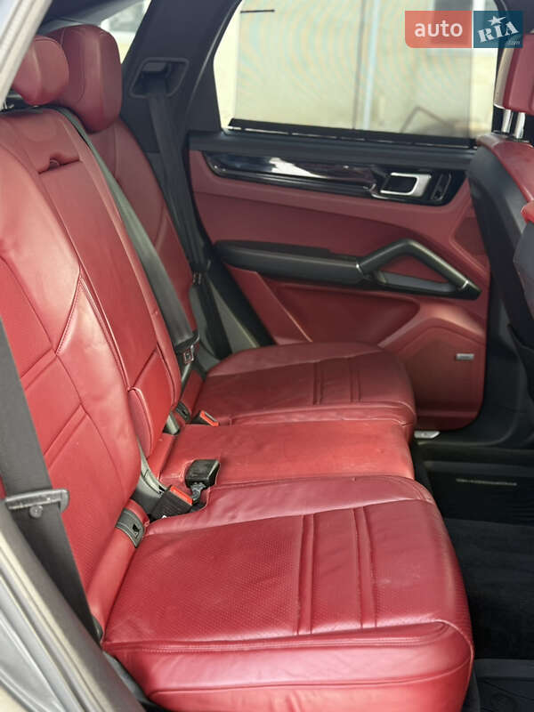 Внедорожник / Кроссовер Porsche Cayenne 2018 в Ивано-Франковске фото 13 Внедорожник / Кроссовер Porsche Cayenne 2018 в Ивано-Франковске