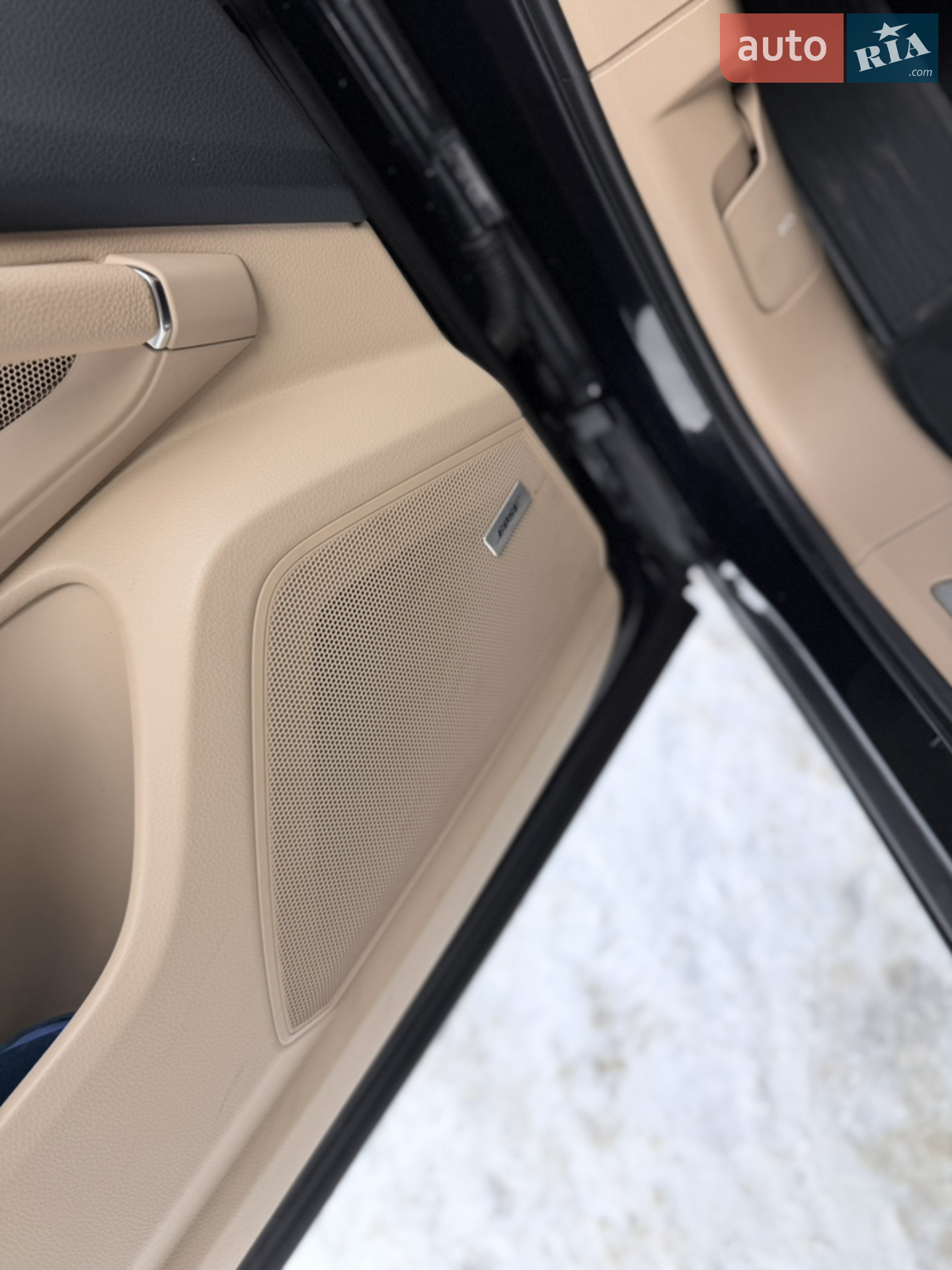 2019 Porsche Cayenne - мініатюра 12