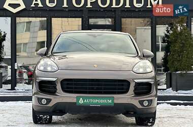 Позашляховик / Кросовер Porsche Cayenne 2016 в Києві