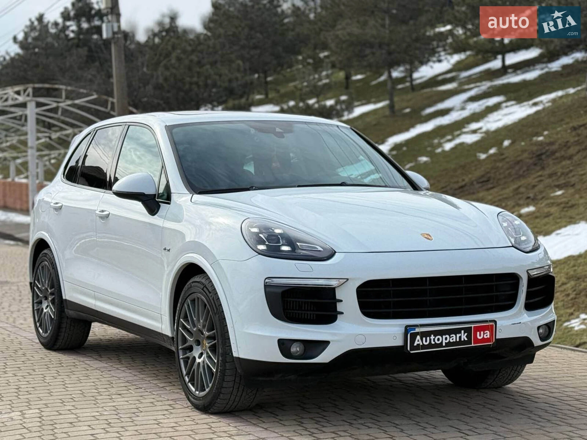 2017 Porsche Cayenne - мініатюра 3