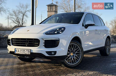 Позашляховик / Кросовер Porsche Cayenne 2017 в Києві