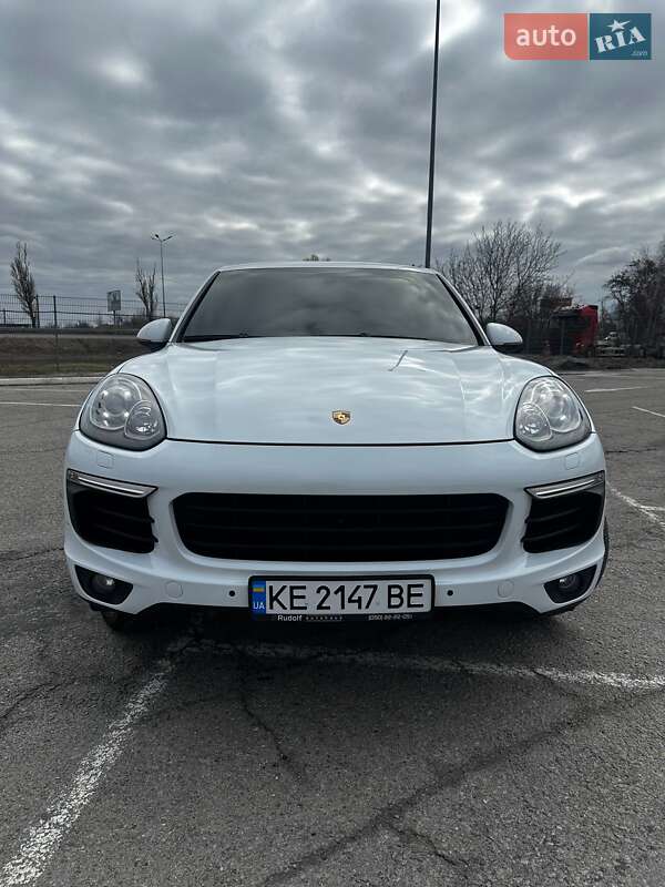 Внедорожник / Кроссовер Porsche Cayenne 2017 в Днепре