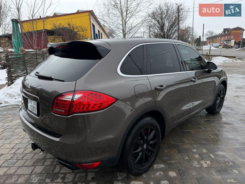 Внедорожник / Кроссовер Porsche Cayenne 2013 в Тернополе