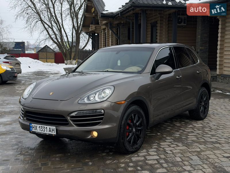 Внедорожник / Кроссовер Porsche Cayenne 2013 в Тернополе