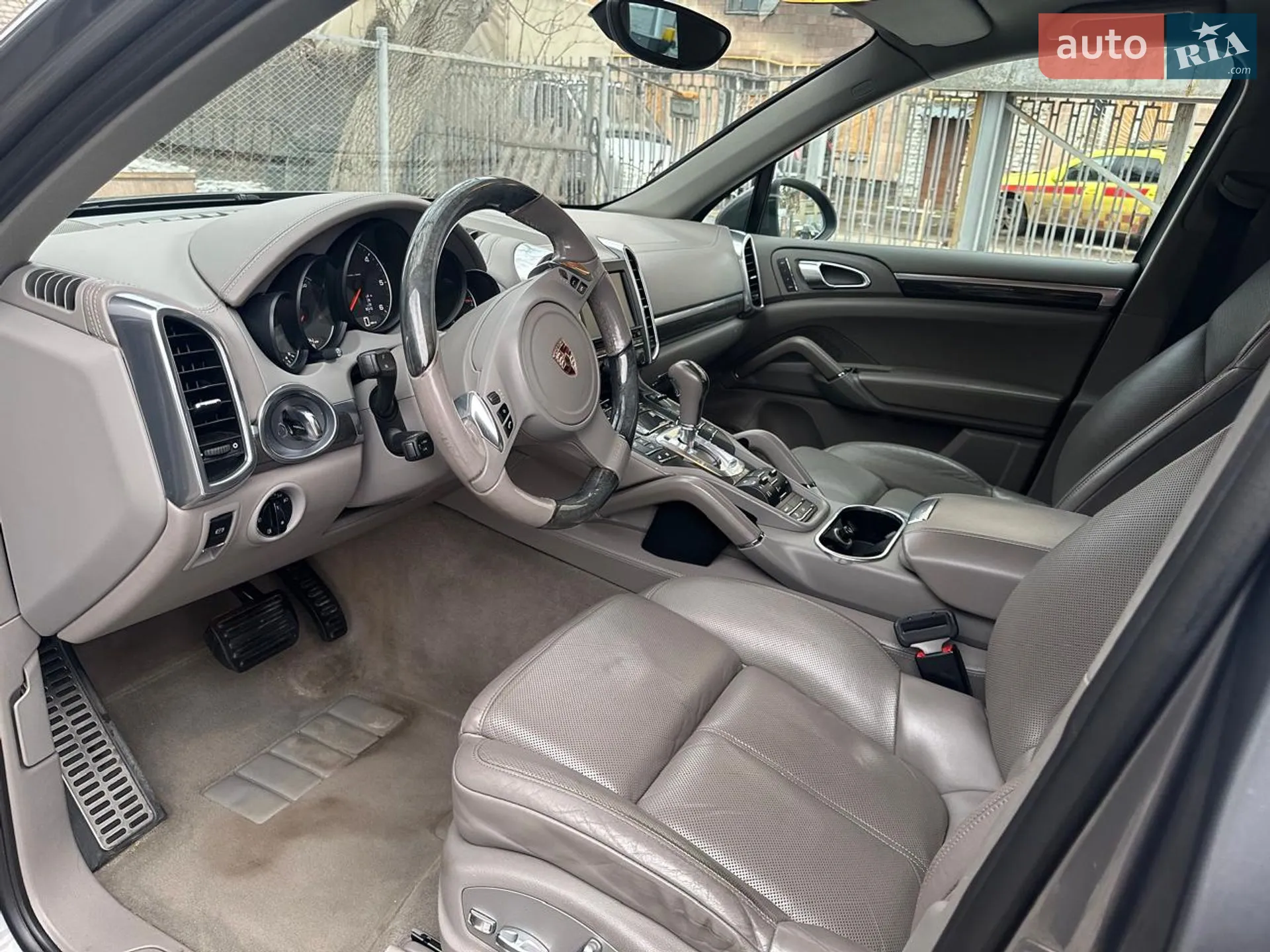 2010 Porsche Cayenne - мініатюра 7