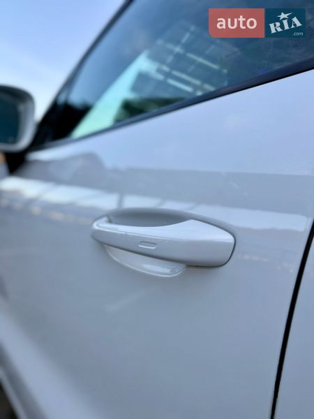 Внедорожник / Кроссовер Porsche Cayenne 2021 в Львове