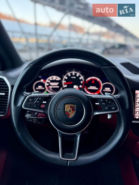 Внедорожник / Кроссовер Porsche Cayenne 2021 в Львове
