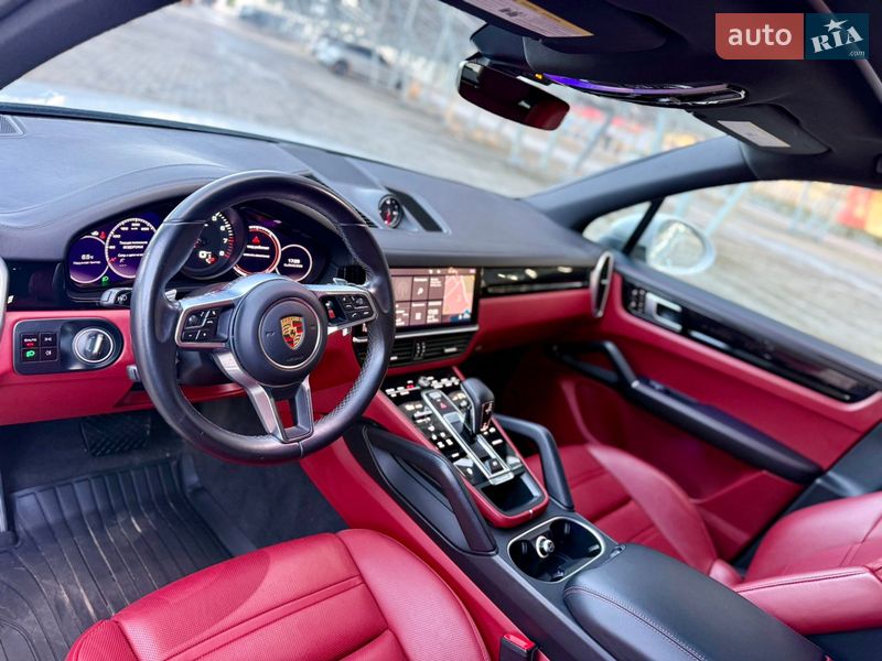Внедорожник / Кроссовер Porsche Cayenne 2021 в Львове