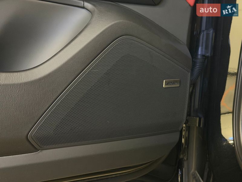 Внедорожник / Кроссовер Porsche Cayenne 2023 в Киеве