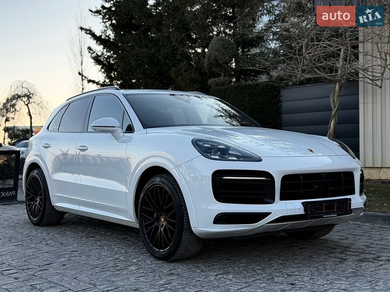 Внедорожник / Кроссовер Porsche Cayenne 2018 в Львове