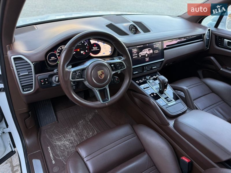 Внедорожник / Кроссовер Porsche Cayenne 2018 в Львове