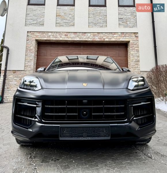 Внедорожник / Кроссовер Porsche Cayenne 2024 в Киеве