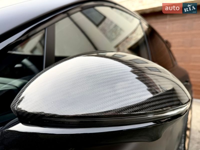 Внедорожник / Кроссовер Porsche Cayenne 2024 в Киеве