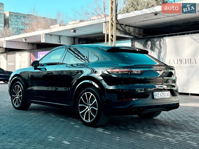 Позашляховик / Кросовер Porsche Cayenne 2022 в Дніпрі