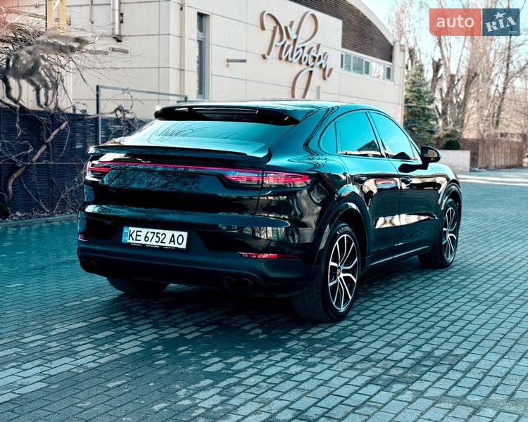 Позашляховик / Кросовер Porsche Cayenne 2022 в Дніпрі