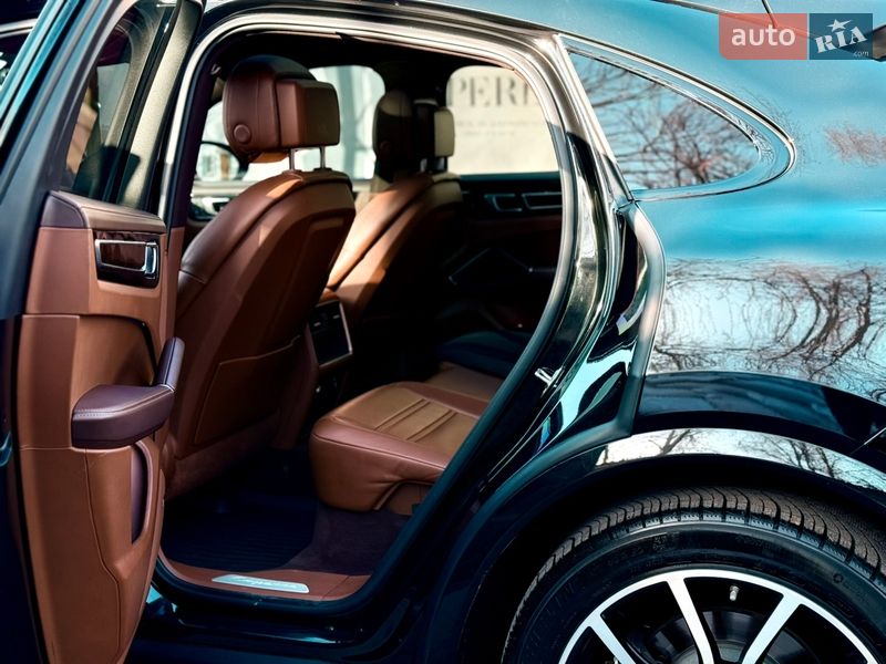 Позашляховик / Кросовер Porsche Cayenne 2022 в Дніпрі