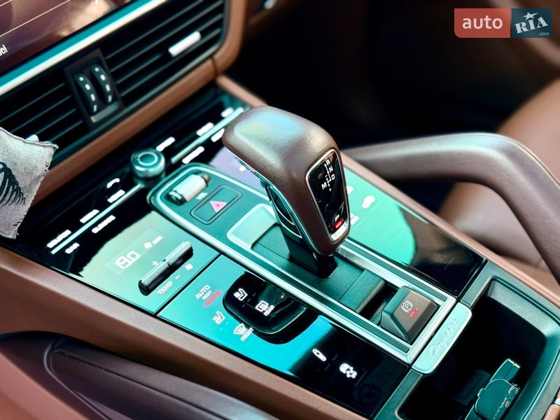 Позашляховик / Кросовер Porsche Cayenne 2022 в Дніпрі