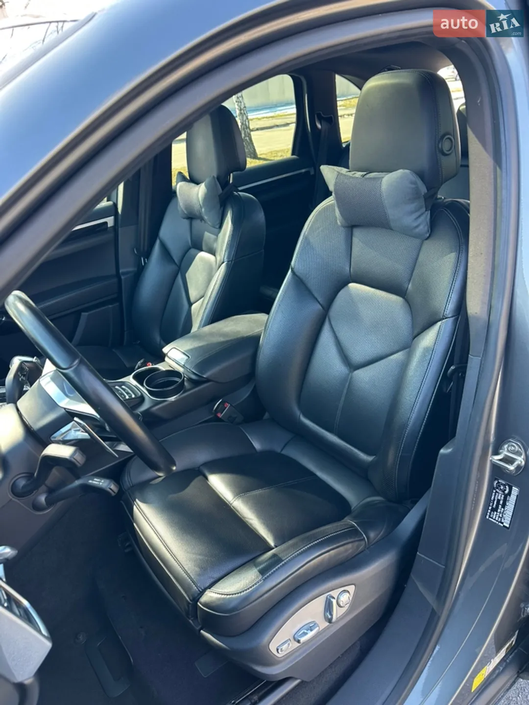 2015 Porsche Cayenne - мініатюра 20