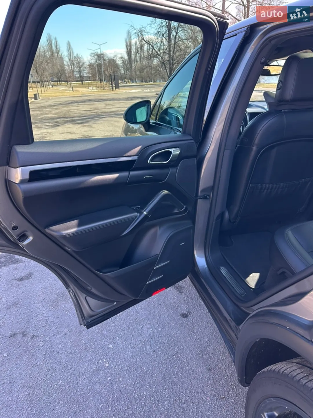 2015 Porsche Cayenne - мініатюра 29