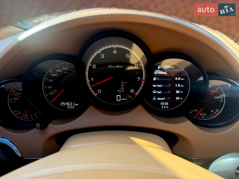 Внедорожник / Кроссовер Porsche Cayenne 2010 в Хмельницком