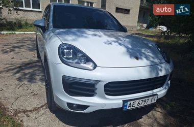 Внедорожник / Кроссовер Porsche Cayenne 2014 в Новомосковске