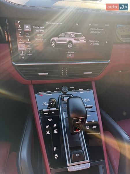 Внедорожник / Кроссовер Porsche Cayenne 2019 в Запорожье