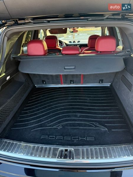 Внедорожник / Кроссовер Porsche Cayenne 2019 в Запорожье