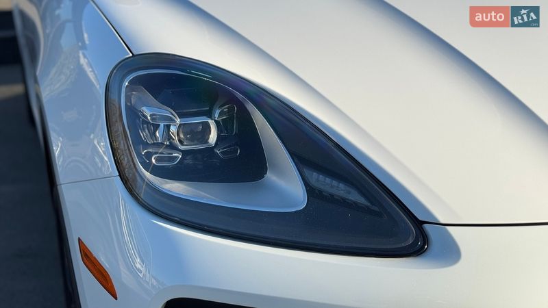 Внедорожник / Кроссовер Porsche Cayenne 2018 в Киеве