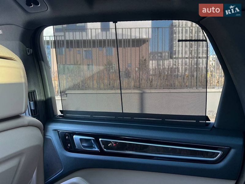 Позашляховик / Кросовер Porsche Cayenne 2019 в Києві