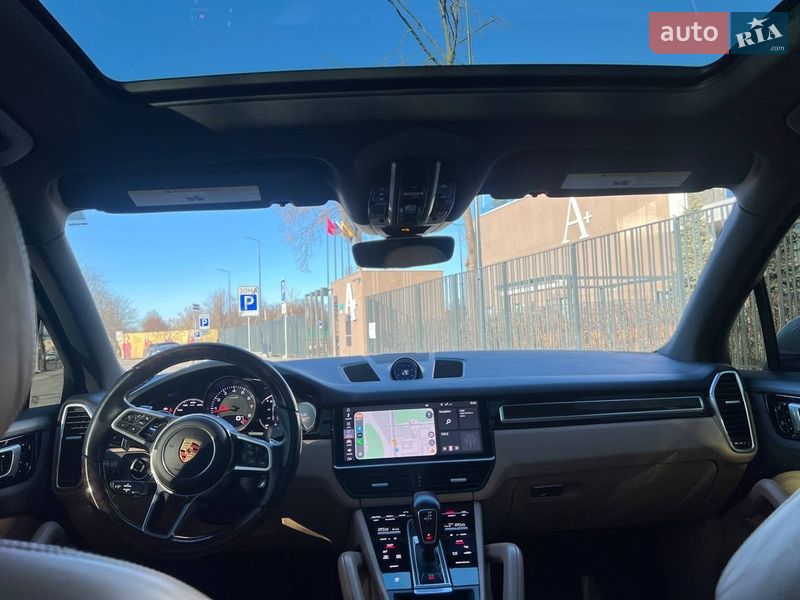 Позашляховик / Кросовер Porsche Cayenne 2019 в Києві